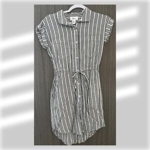 Japna Stripe Shirtdress Dress • Worn Once • Gray and White Stripe • Size S